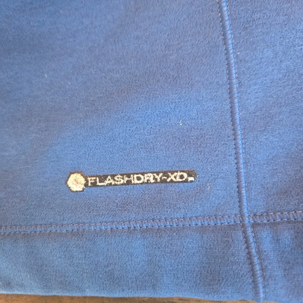 The North Face Mens FlashDry-XD Quarter Zip Fleece Pullover Blue Large Thumbhole